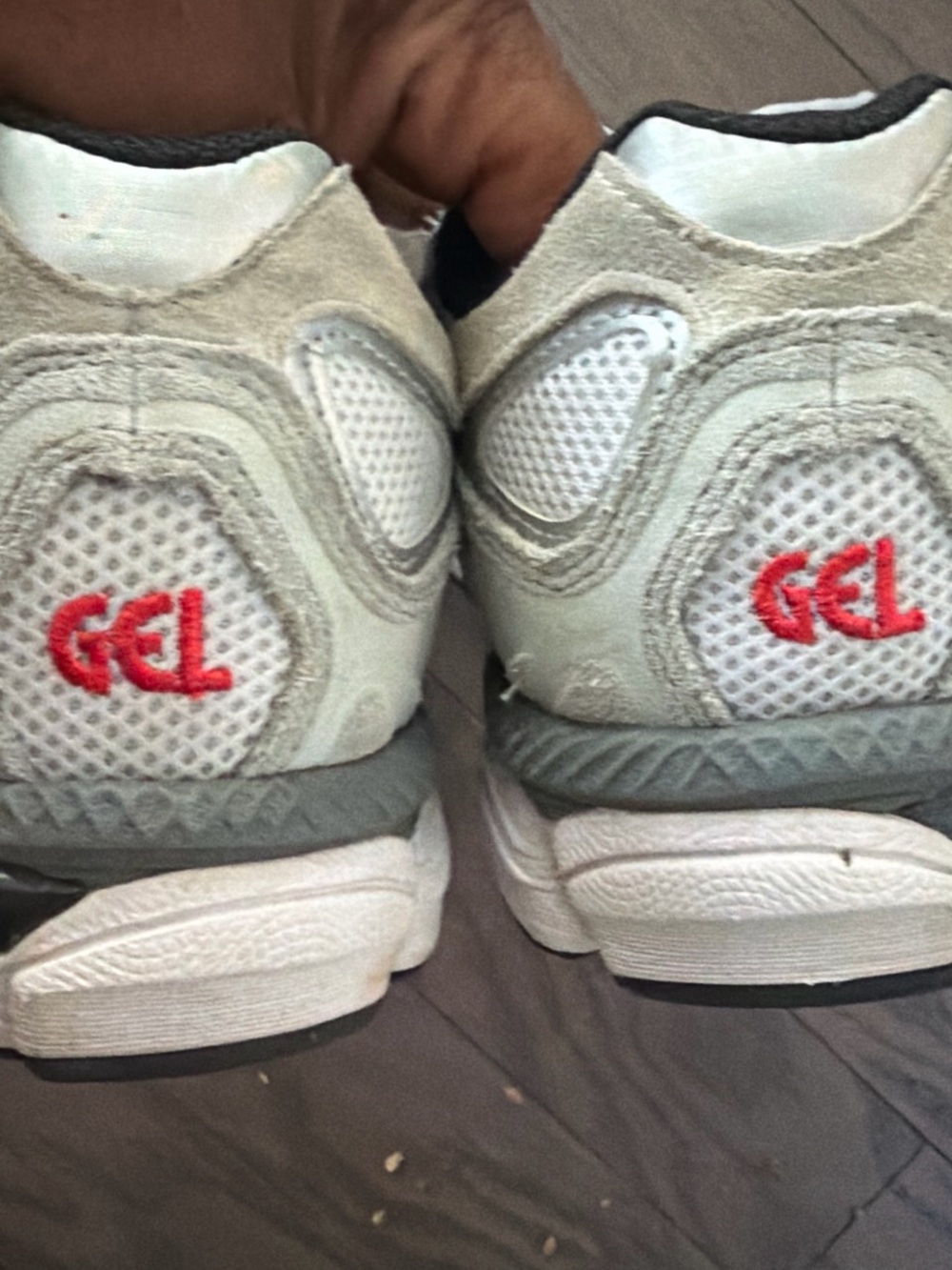 Asics Gel-NYC White/Steel Grey 1201A789-102 Men's sz 10 - Picture 2 of 4